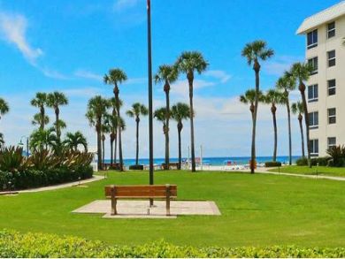 This 2 bedroom has GULF Views Best Beach Community on Siesta